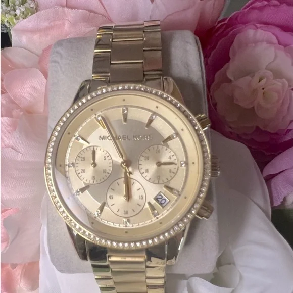 Michael Kors | Accessories | Sale Michael Kors Authentic  display picture 3